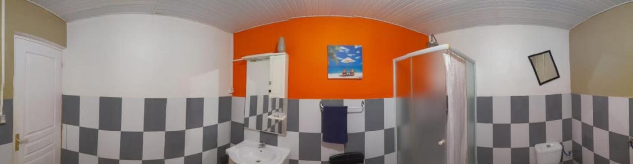 Hostel Des 3 Sources Сант-Мари Екстериор снимка