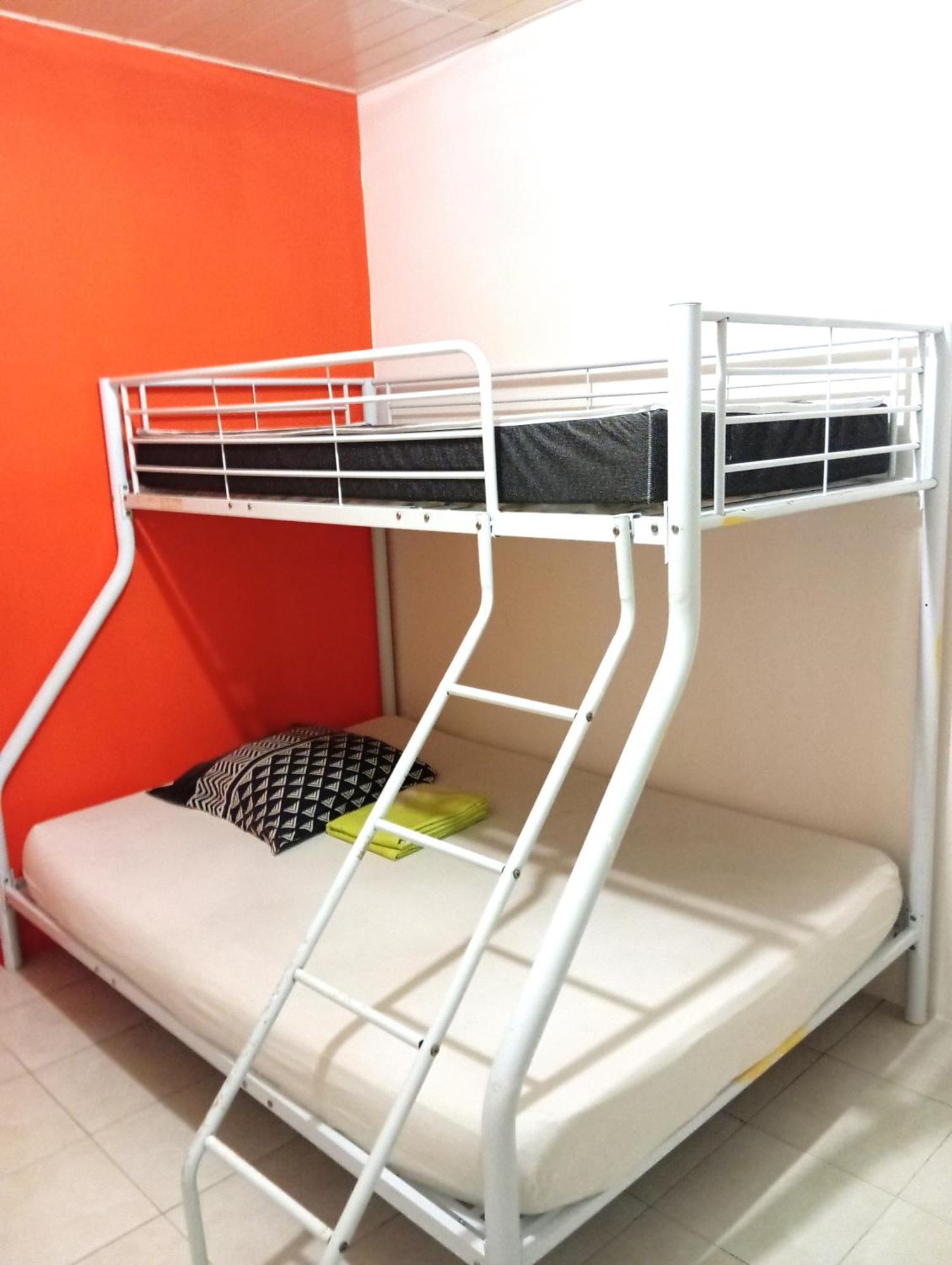 Hostel Des 3 Sources Сант-Мари Стая снимка